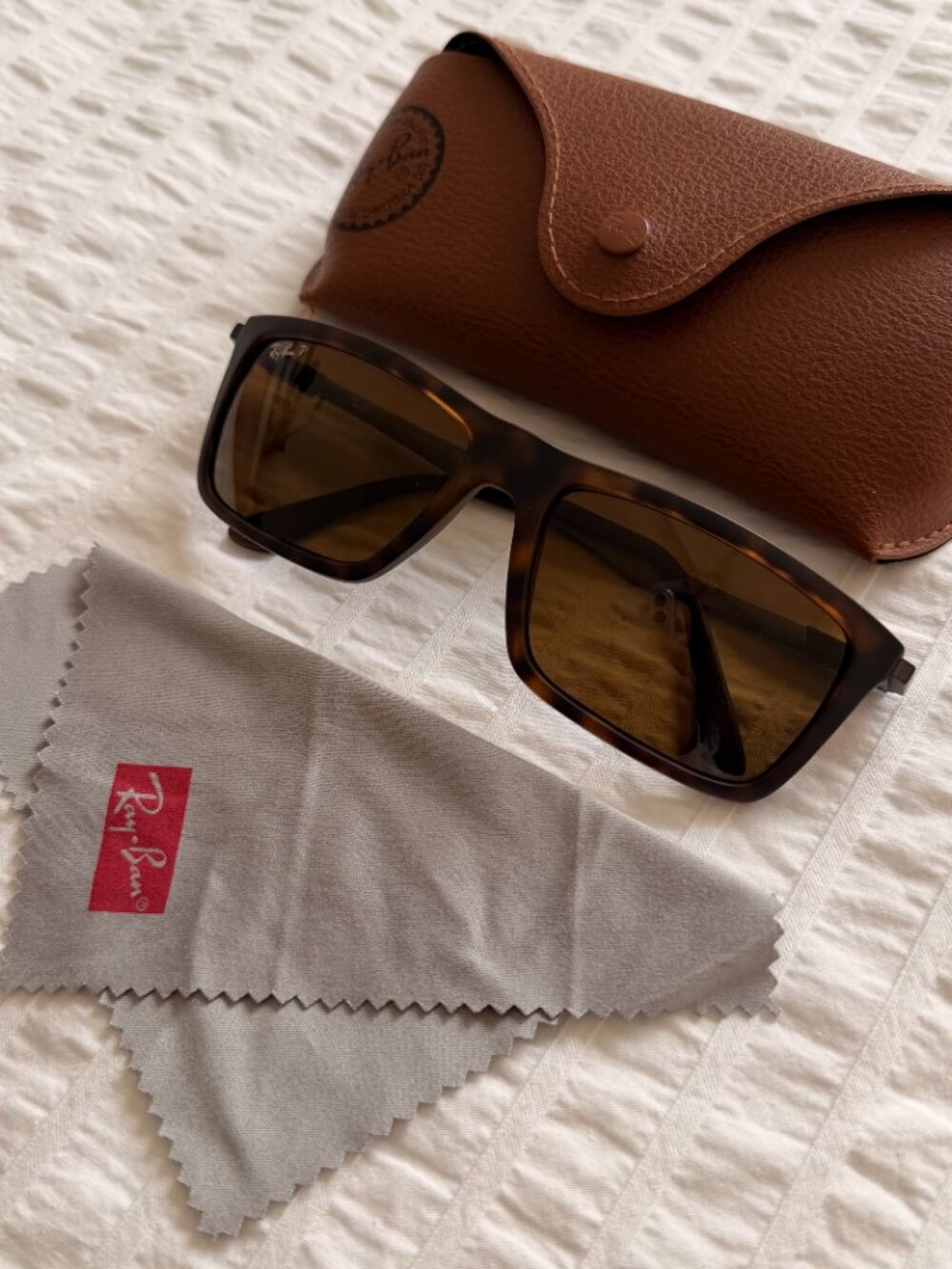 New! Ray-Ban Polarized Rectangle Sporty Sunglasses in tortoiseshell brown - Picture 5 of 16